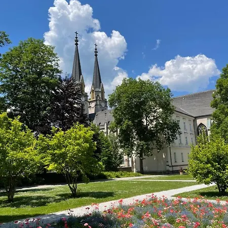 迪特拉贝酒店 阿德蒙特