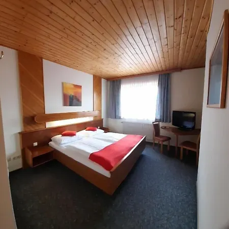 Traube Hotell 3*