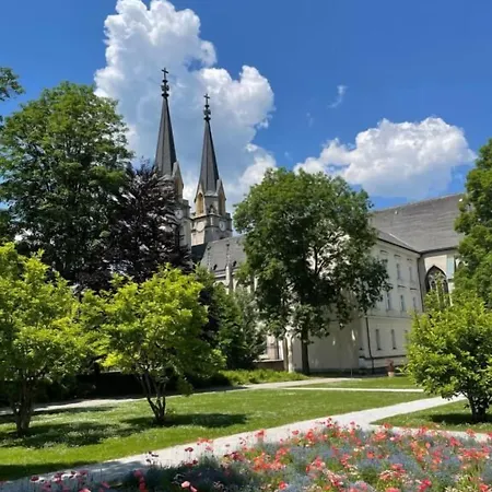 迪特拉贝酒店 阿德蒙特